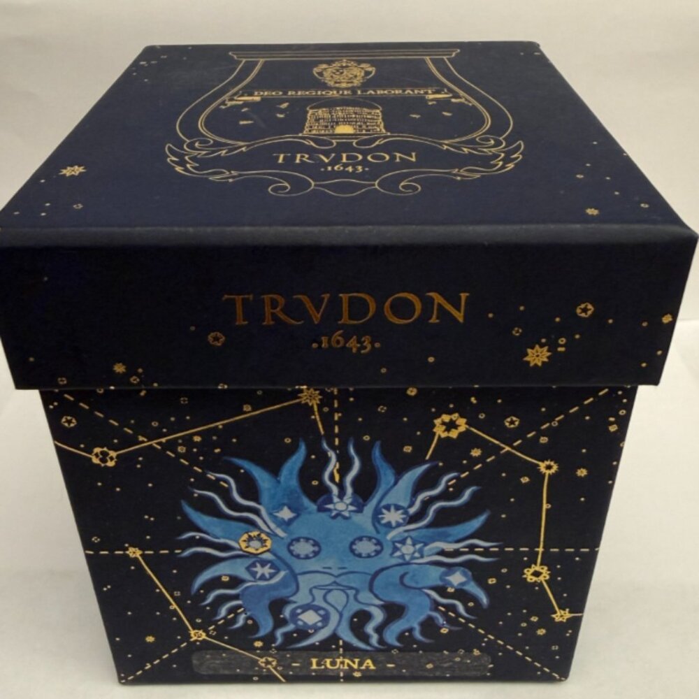 New, Sealed Trudon Luna Winter Flower Intermède (800g) Candle